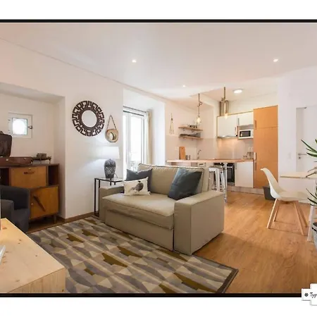Canto Do 28, Typical Apartment Lisbon
